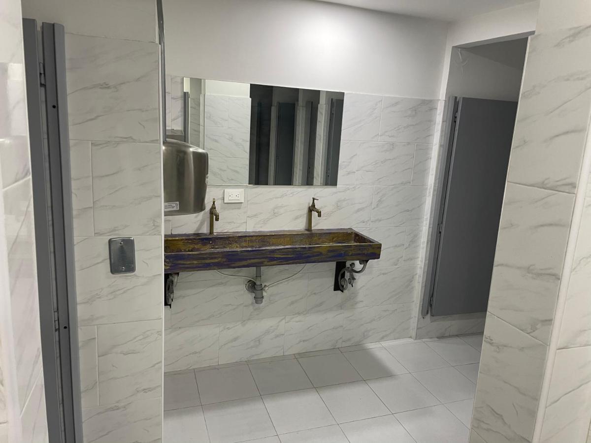 Hostal Casa Astromelia بوغوتا المظهر الخارجي الصورة
