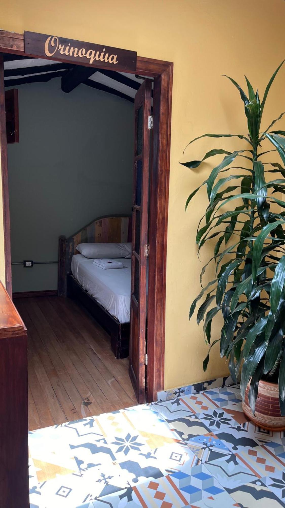 Hostal Casa Astromelia بوغوتا المظهر الخارجي الصورة