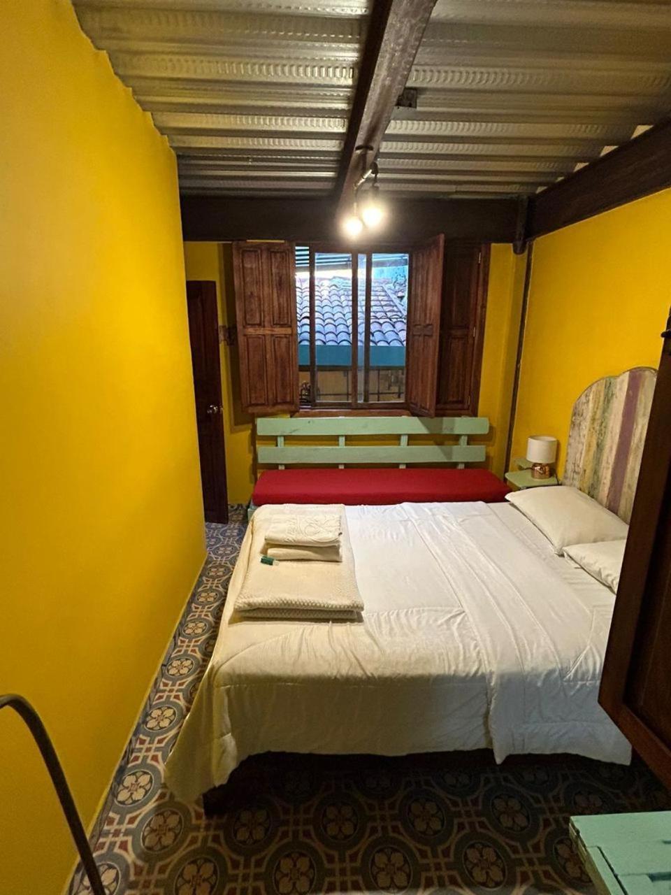 Hostal Casa Astromelia بوغوتا المظهر الخارجي الصورة
